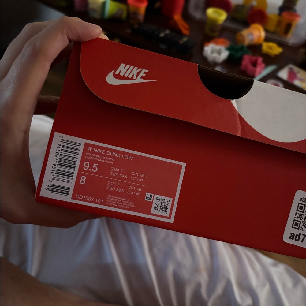 NEW Nike Dunk Lows PANDAS - Picture 2 of 5